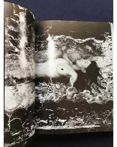 Nobuyoshi Araki - Araki by Araki - 2003