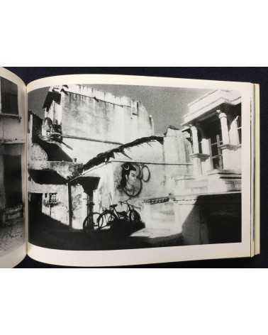 Hitomi Watanabe - An Invisible Landscape, Photographs of India - 1983